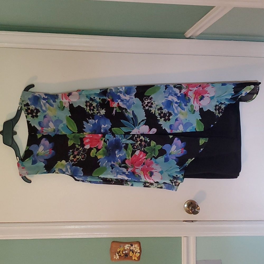 Spring/Summer dress - Picture 7 of 9